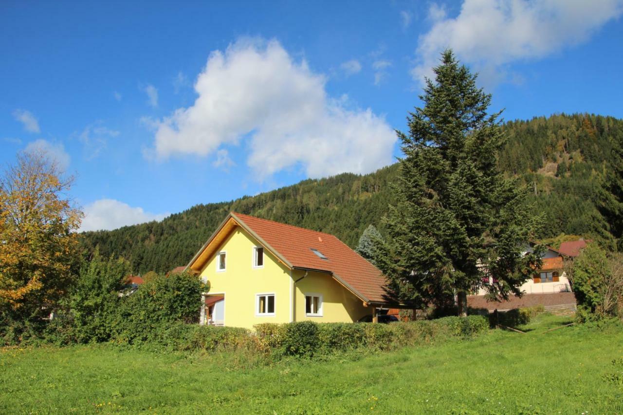 Narrenhaus Villa Fohnsdorf Eksteriør billede